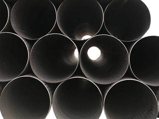 De warm afgewerkte Gelaste Buizen Q345 L245 L290 6M For Petrochemical Industry van de Staalpijp
